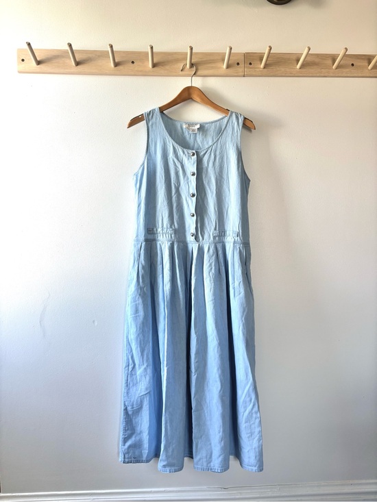Dresses & Skirts - Vintage Chambray Light Blue Sleeveless Button-Front Jumper Dress